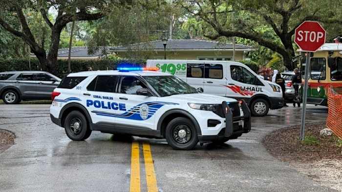 Coral Gables police stop van full of suspected Chinese migrants, sources sayWPLG Local 10