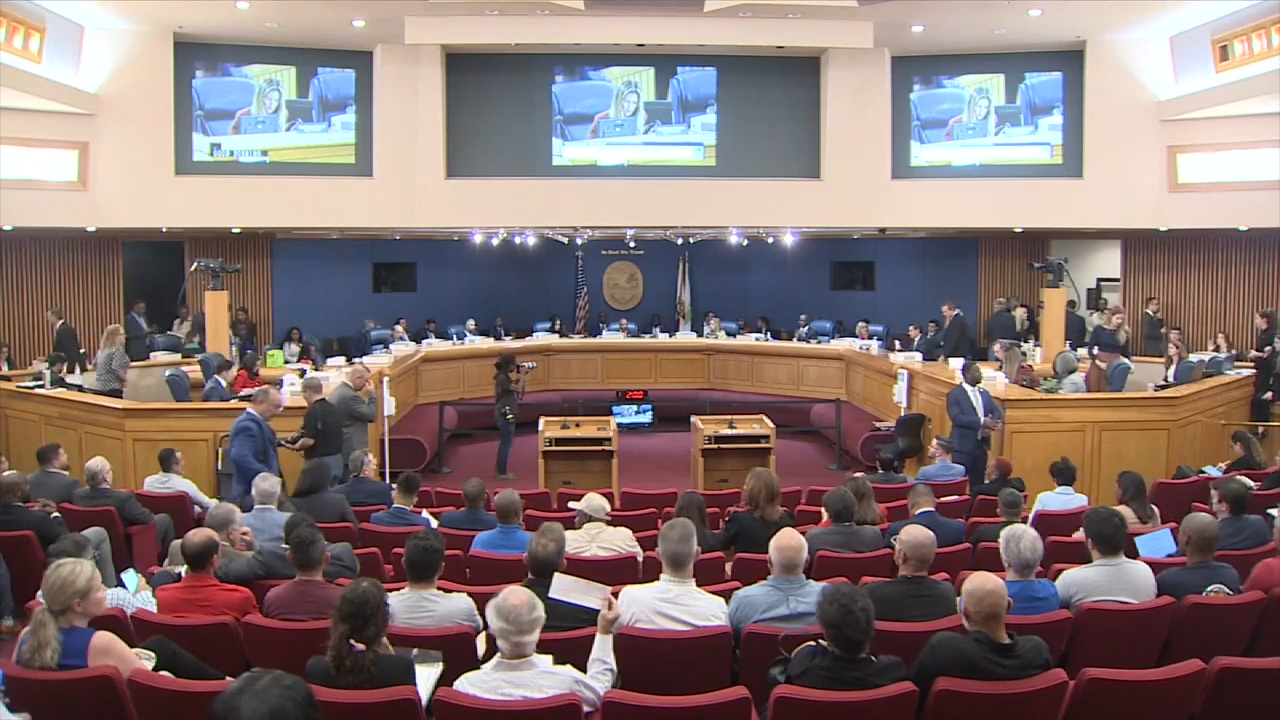 Miami city commission to vote on agreement with ICE to crackdown on illegal immigrationWSVN 7News | Miami News, Weather, Sports | Fort Lauderdale