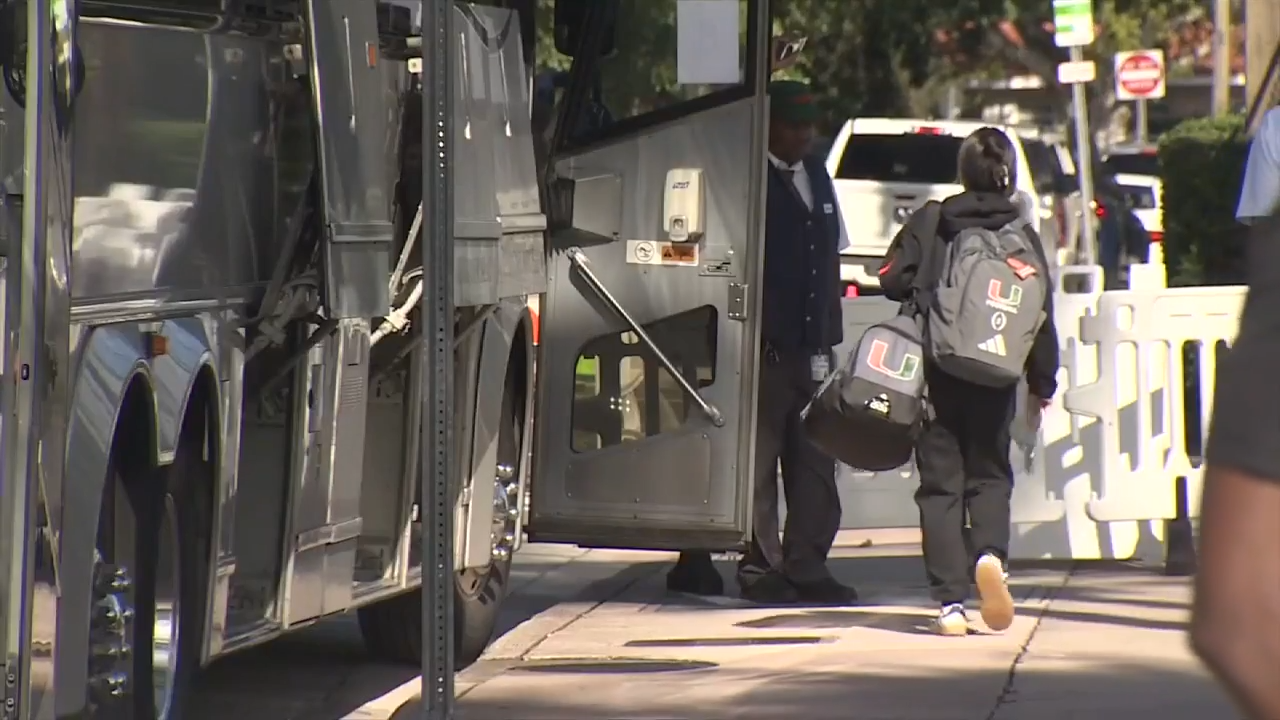 University of Miami marching band taking off for College Station ahead of Canes Playoff match upWSVN 7News | Miami News, Weather, Sports | Fort Lauderdale